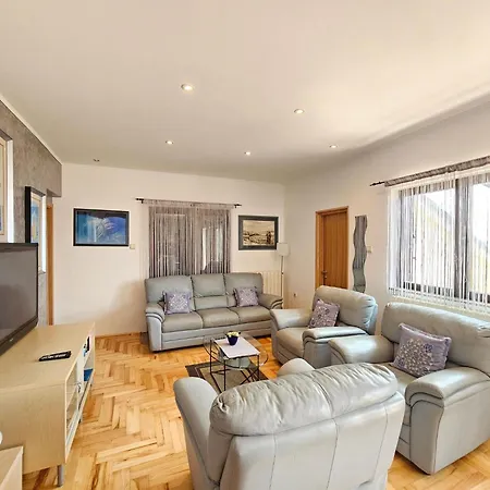 Mit Meerblick- 200m Vom Entfernt By Interhome