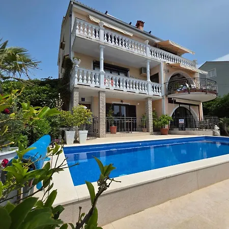 Mit Meerblick- 200m Vom Entfernt By Interhome