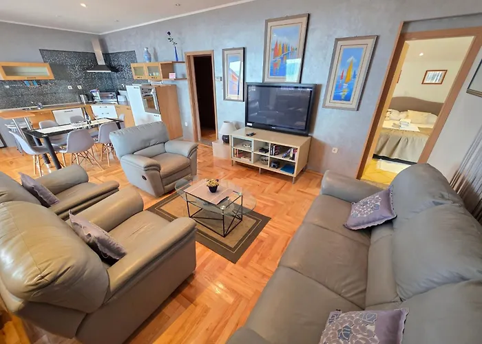 Mit Meerblick- 200m Vom Entfernt By Interhome * Novi Vinodolski