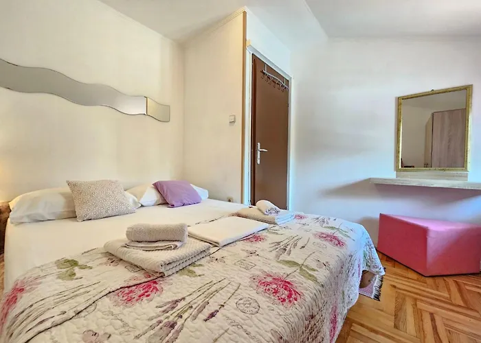 Apartament Mit Meerblick- 200m Vom Entfernt By Interhome Novi Vinodolski